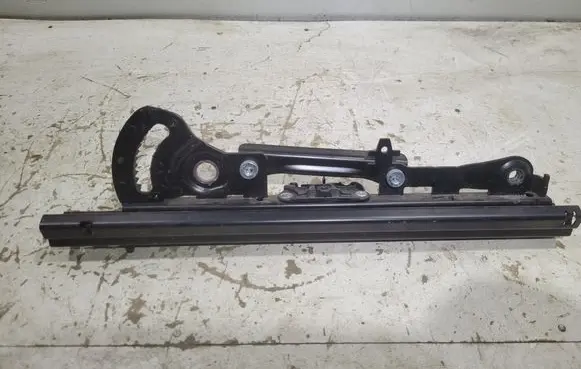 Mercedes-Benz GLC X253 C253 Front driver seat rail 003825HFF 003825HFFAR