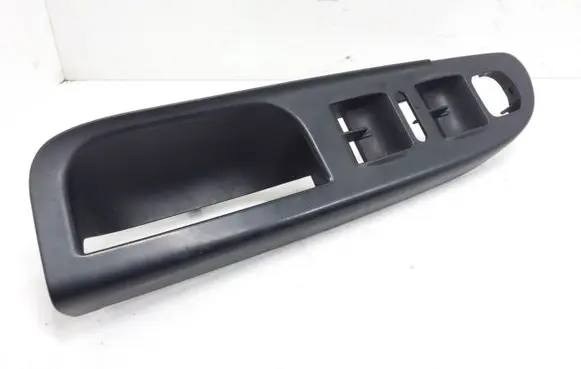 Volkswagen PASSAT B6 Front door window switch trim 3C1867171B