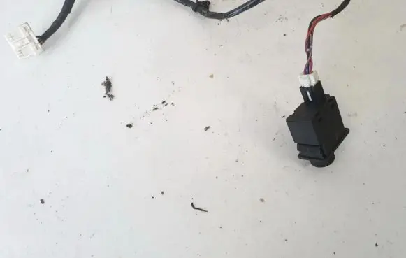 Nissan Primera Headlight level height control switch pa66 3693A