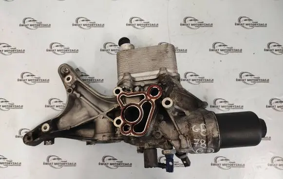 Audi A5 8T 8F Oil filter mounting bracket 06L903143A