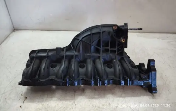 KIA Sorento Intake manifold