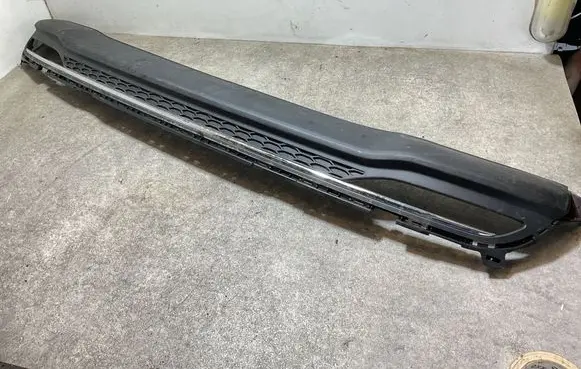 Rear bumper lower part trim