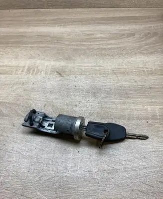 Peugeot 806 Ignition lock PEUGOT