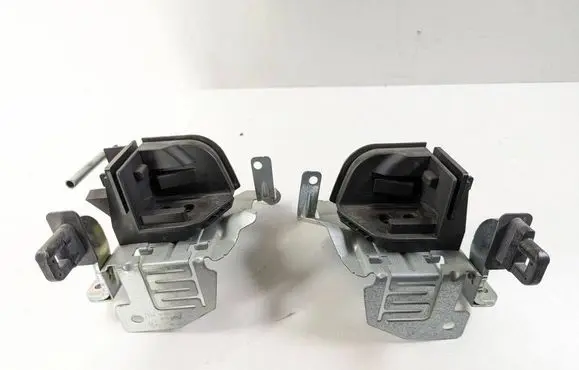 BMW 3 F30 F35 F31 Parcel shelf load cover mount bracket 7268030 7268029 5147