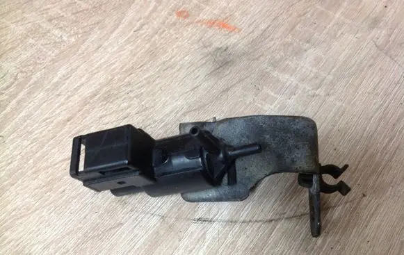 Mazda 6 Vacuum valve K5T49091 KL014323