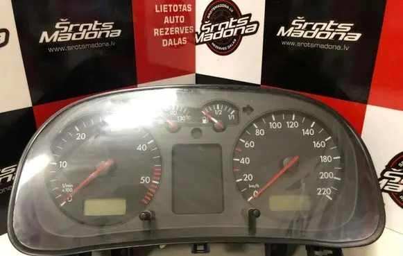 Volkswagen Golf IV Speedometer (instrument cluster) 1J0920805E