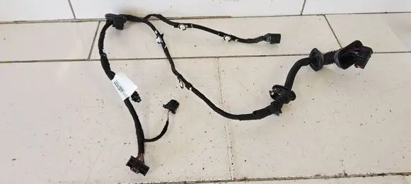 Audi A3 S3 8P Rear door wiring loom 8P4971687T
