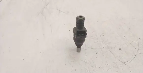 BMW 5 E60 E61 Fuel injector 1427240