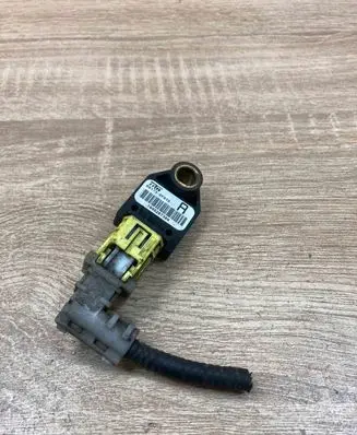 Toyota Corolla Verso AR10 Airbag deployment crash/impact sensor 891730F010