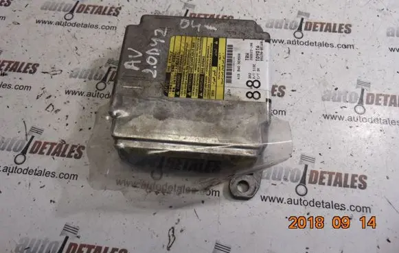 Toyota Avensis T250 Airbag control unit/module 8917005160
