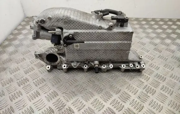 Skoda Octavia Mk4 Intake manifold 05L128063E 05L906051A 05L129766Q