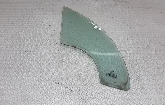 Citroen C3 Front door vent window glass four-door 