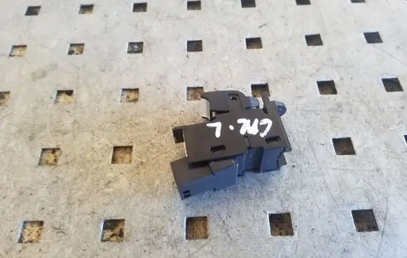 Jaguar XF X260 Electric window control switch GX7314717AC