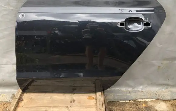 Audi A5 8T 8F Rear door 10511050