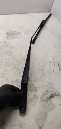 Skoda Octavia Mk3 (5E) Front wiper blade arm 5E1955410