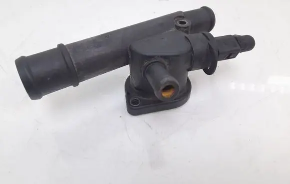 Volkswagen Transporter - Caravelle T5 Engine coolant pipe/hose 038121133