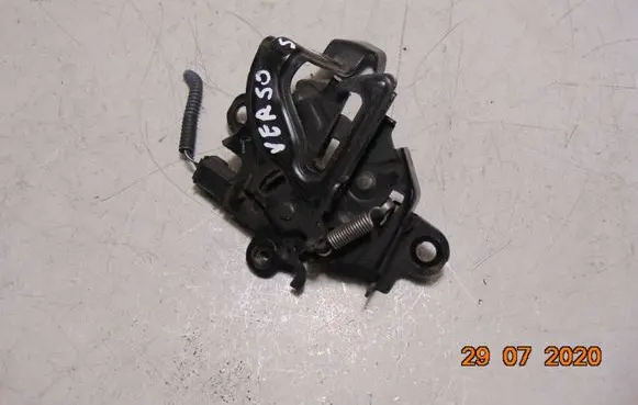 Toyota Verso-S Engine bonnet/hood lock/catch