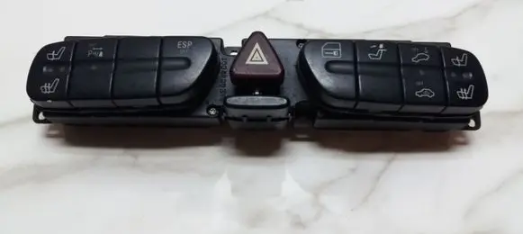 Mercedes-Benz C W203 Hazard light switch 2038217779 30489161001