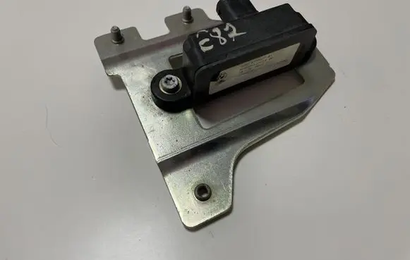 BMW 1 E81 E87 Acceleration sensor 6778421