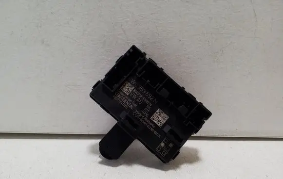 Audi A5 Door control unit/module 8W0959592N A2C7711411000