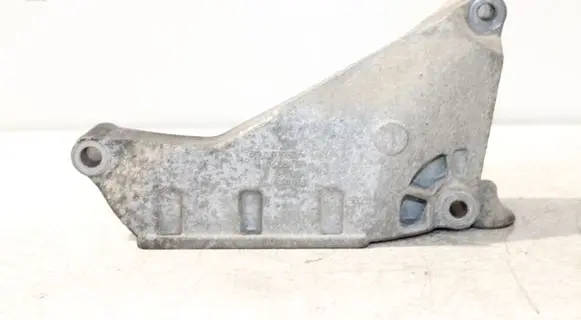 Volkswagen Transporter - Caravelle T5 Engine mounting bracket 03L199207B