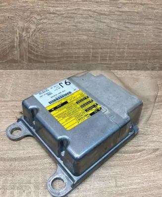 Toyota Corolla E110 Airbag control unit/module 891700W290 222814102