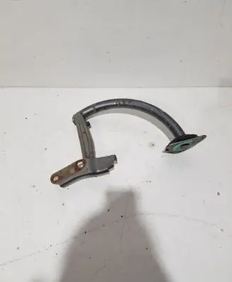 Volkswagen PASSAT B6 Tailgate/trunk/boot hinge 3C5827302