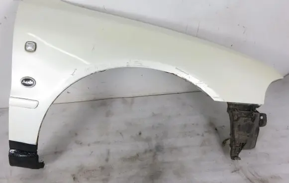 Audi A4 S4 B5 8D Fender