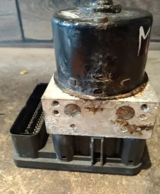 Seat Toledo II (1M) ABS Pump 1J0614417C 1C0907379D
