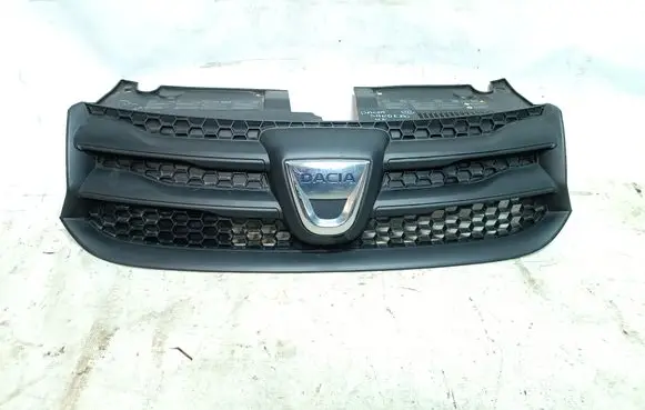 Dacia Sandero Front bumper upper radiator grill 623103971R 623103971 1170261X