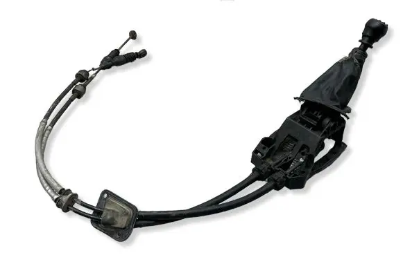 Toyota Avensis T250 Gear shifter/selector 