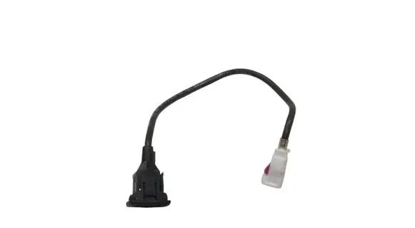 Mercedes-Benz C W204 USB socket connector A1728200515
