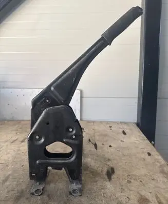 Renault Master III Hand brake release handle 360107552R