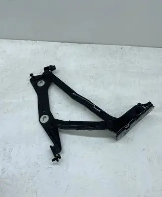 Ford Mustang VI Tailgate/trunk/boot hinge FR3B6342701AD