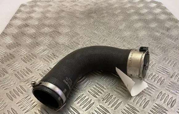 Volvo S90, V90 Intercooler hose/pipe 31370126