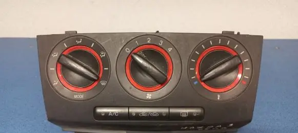 Mazda 3 I Climate control unit