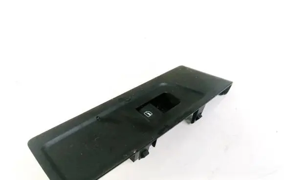 Volkswagen PASSAT B7 Electric window control switch 3AB857858