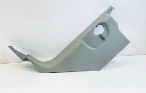 Foot area side trim