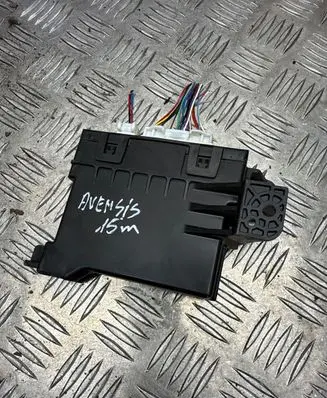 Toyota Avensis T270 Other control units/modules 8865005310 MB2774000832
