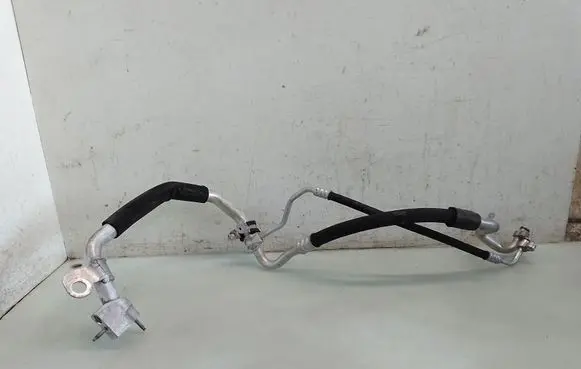 Mercedes-Benz E W212 Air conditioning (A/C) pipe/hose A2128305815