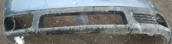 Subaru B9 Tribeca Front bumper melynas