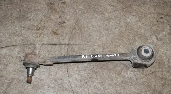 Mercedes-Benz C AMG W204 Front lower control arm/wishbone 20423