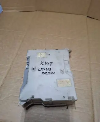 Lexus IS 220D-250-350 Fuse box set 8267253060