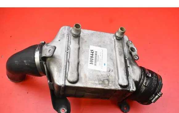 BMW 7 F01 F02 F03 F04 Intercooler radiator 7575403