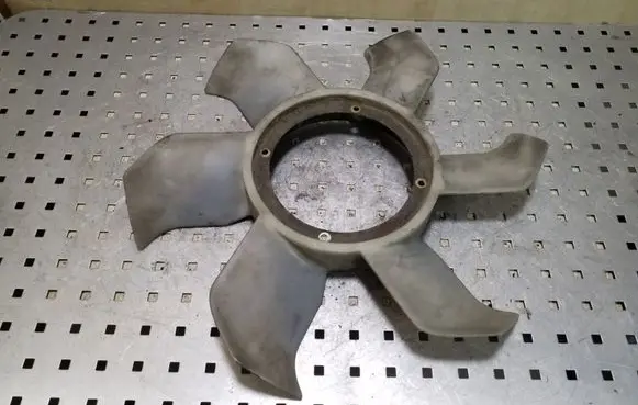 Mitsubishi Pajero Fan impeller 