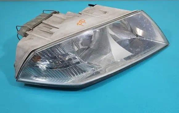 Skoda Octavia Mk2 (1Z) Headlight/headlamp IMPRK1506951