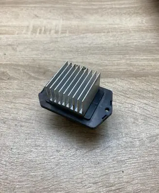 Honda Jazz Heater blower motor/fan resistor G7U019
