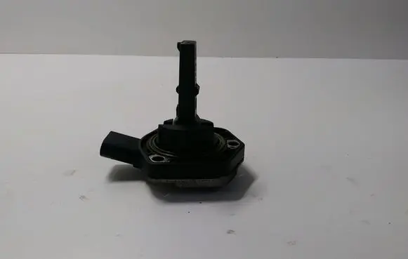 Volkswagen PASSAT B6 Oil level sensor 1J0907660C
