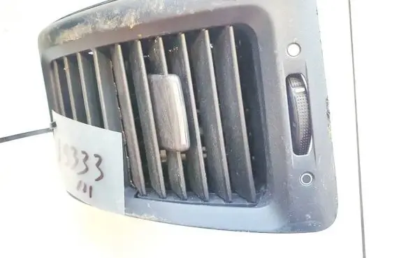 Honda Accord Dash center air vent grill e6165131100 e616-5131-100