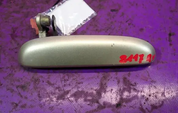 Toyota Yaris Verso Front door exterior handle